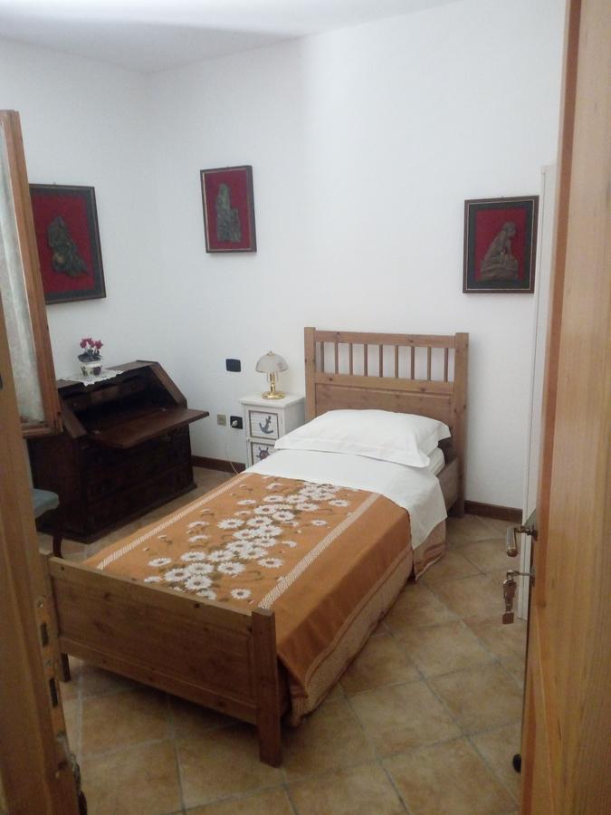 Bed & Breakfast Il Giardino Baricella Exteriör bild